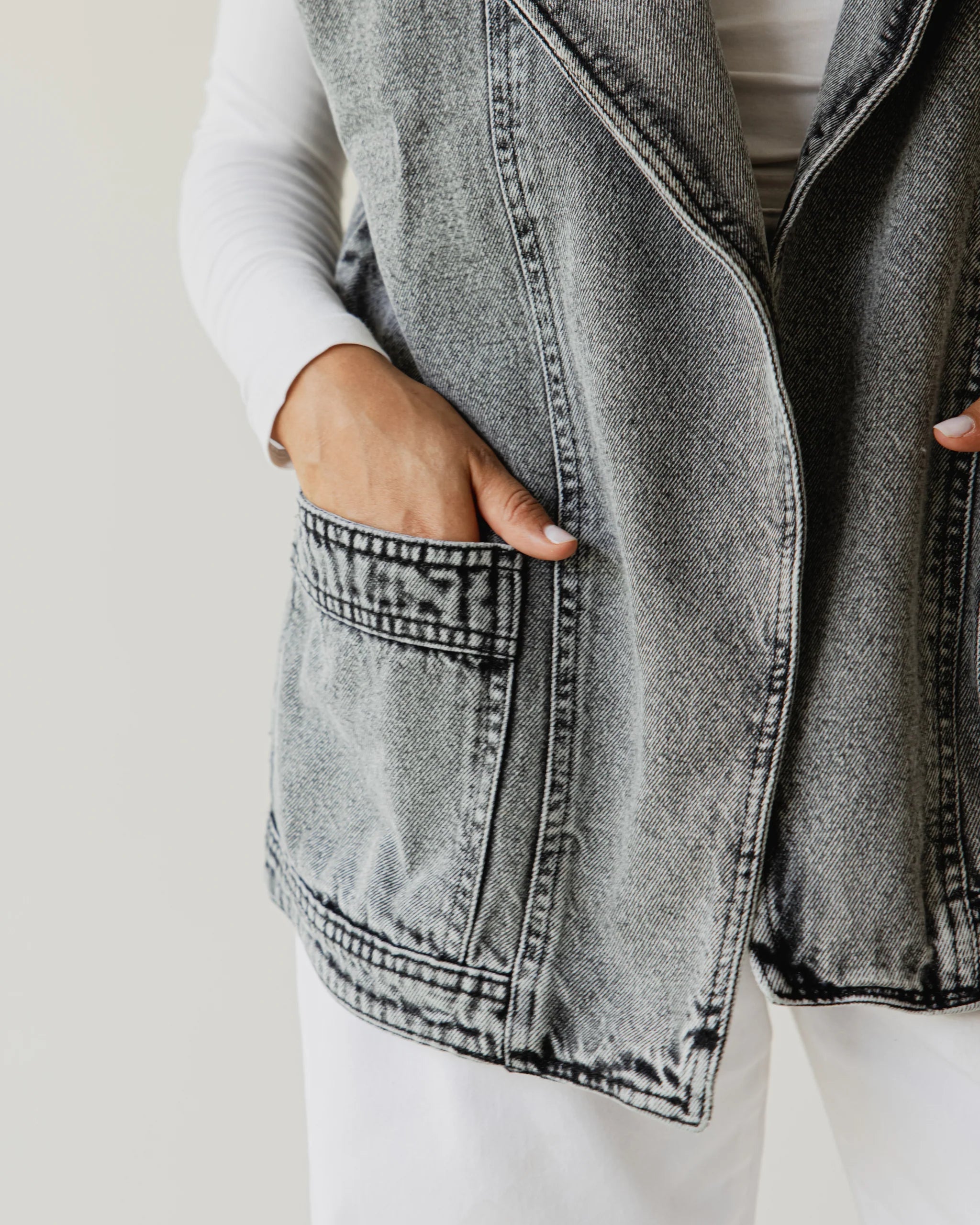 Stunner Denim Vest CALLING